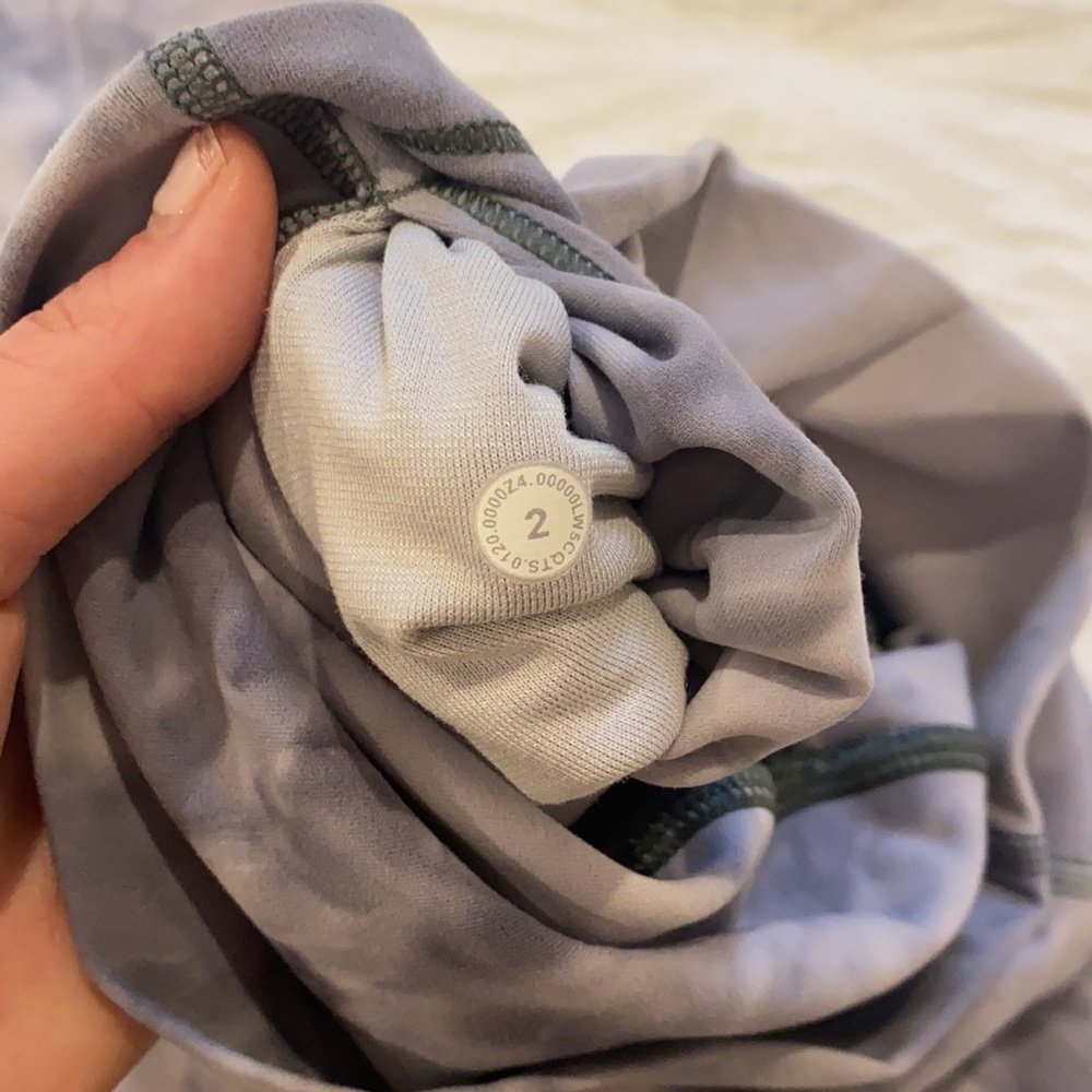 *SOLD* Lululemon diamond dye set - Picture 4 of 5